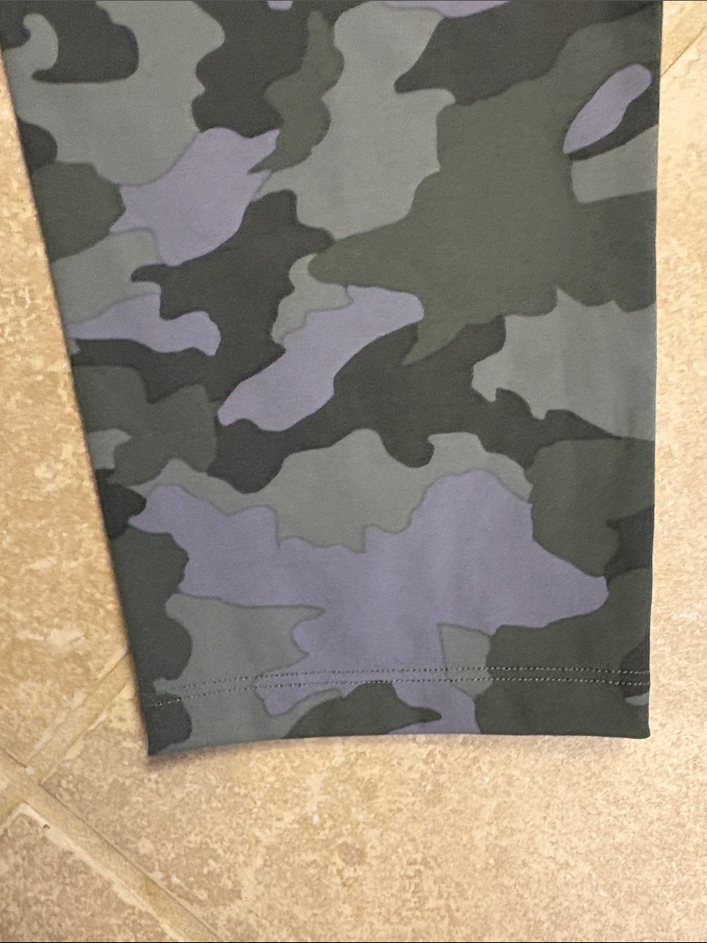 lululemon athletica Camo Track Pants - Black & Purple - Picture 4 of 6